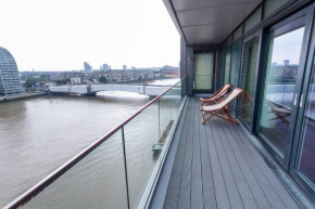 2 Bed 2 Bath - Amazing views of London and River Thames